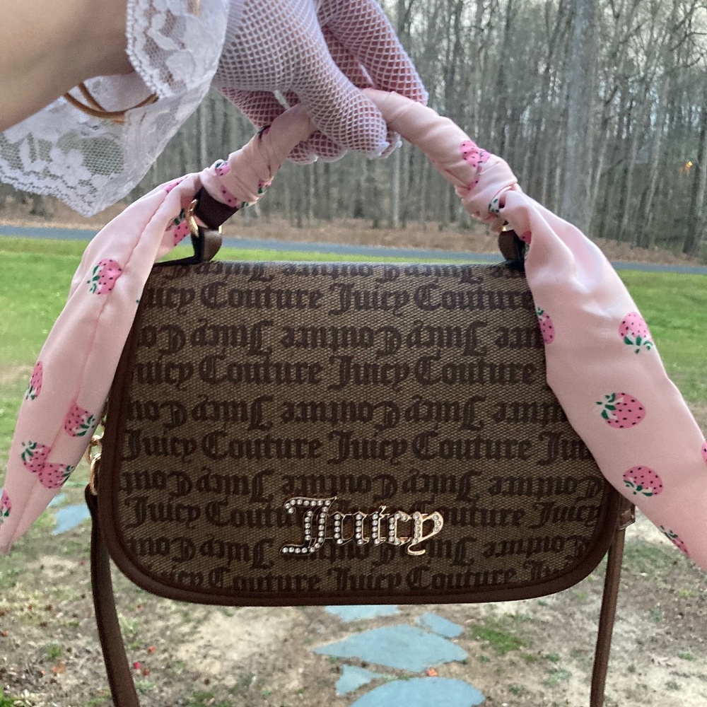 Juicy Couture Drama Queen Flap Cross Body Hand Bag With Bag Scarf